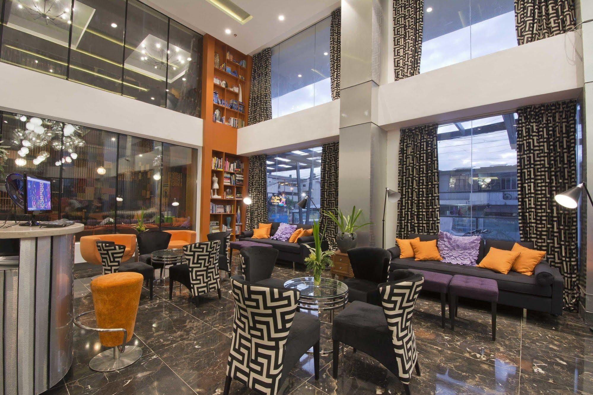 Hive Hotel Quezon City Exteriér fotografie