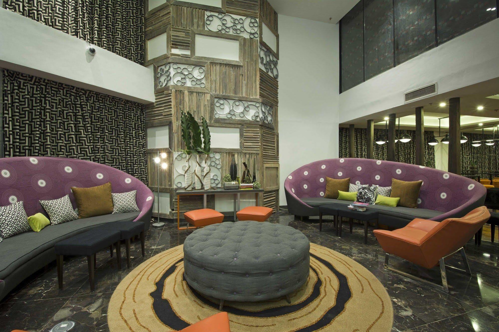 Hive Hotel Quezon City Exteriér fotografie
