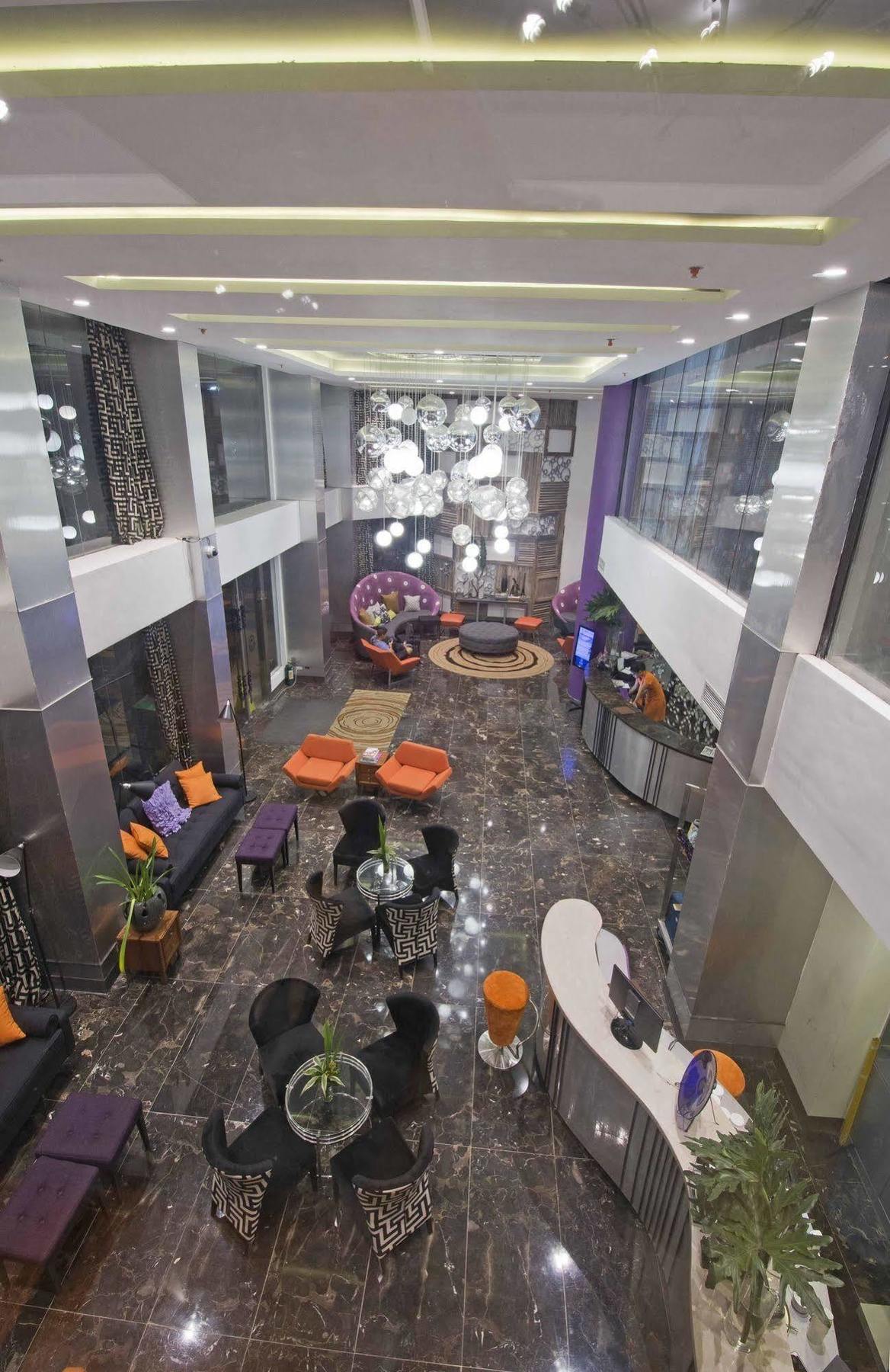 Hive Hotel Quezon City Exteriér fotografie